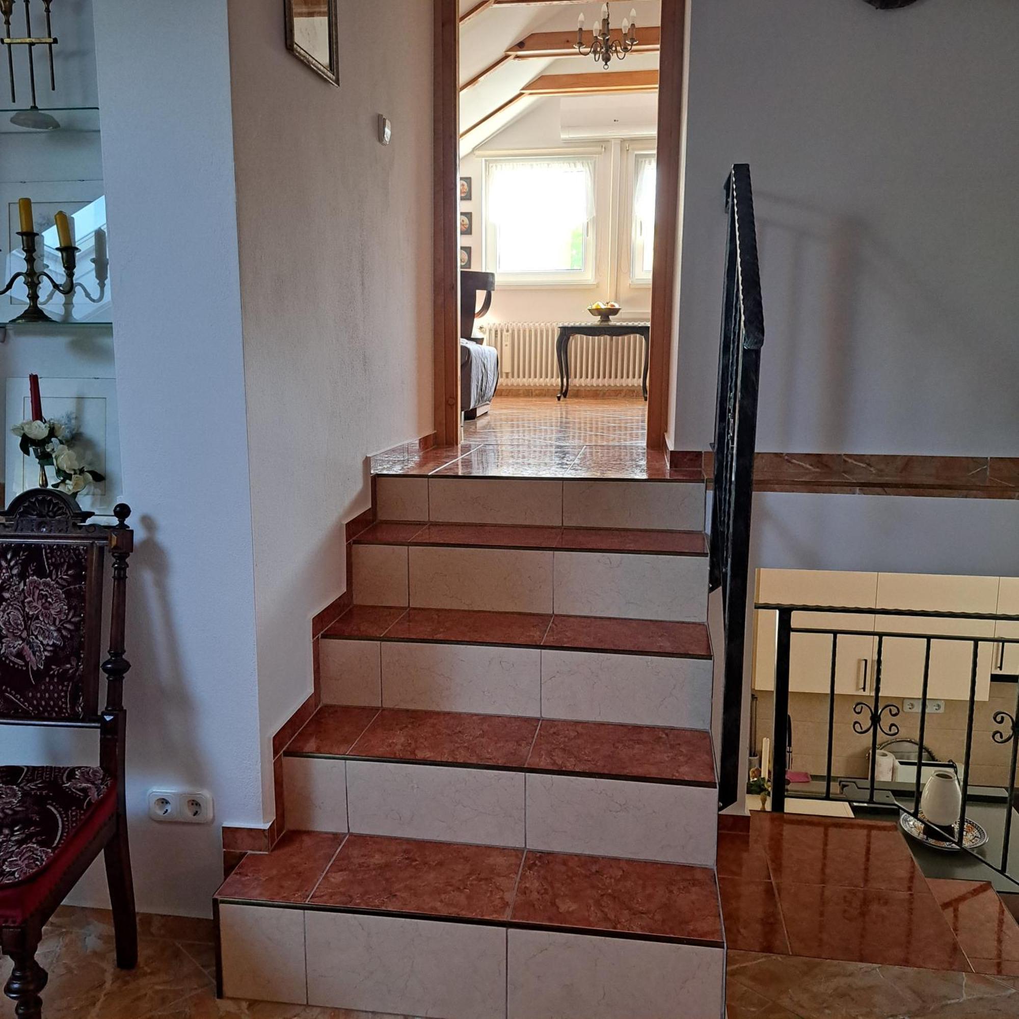 Tavirozsa Διαμέρισμα Balatonfůzfő Δωμάτιο φωτογραφία